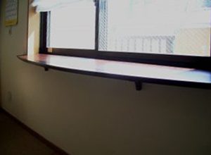 神奈川のオーダー家具トータルリビングユウキのちょっと気になる家具 『普通の高窓が ”出窓” に変身！』