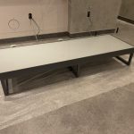 横浜のオーダー家具ユウキが作ったVIPルーム用の什器テーブル