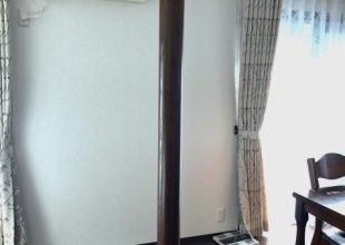 タモ無垢材による化粧柱カバー