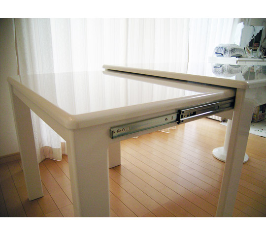 白塗りつぶし変形テーブル4