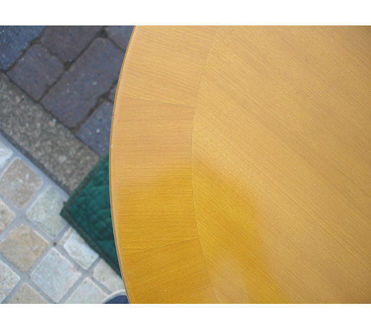 東京のオーダー家具屋の作る村野藤吾テーブル